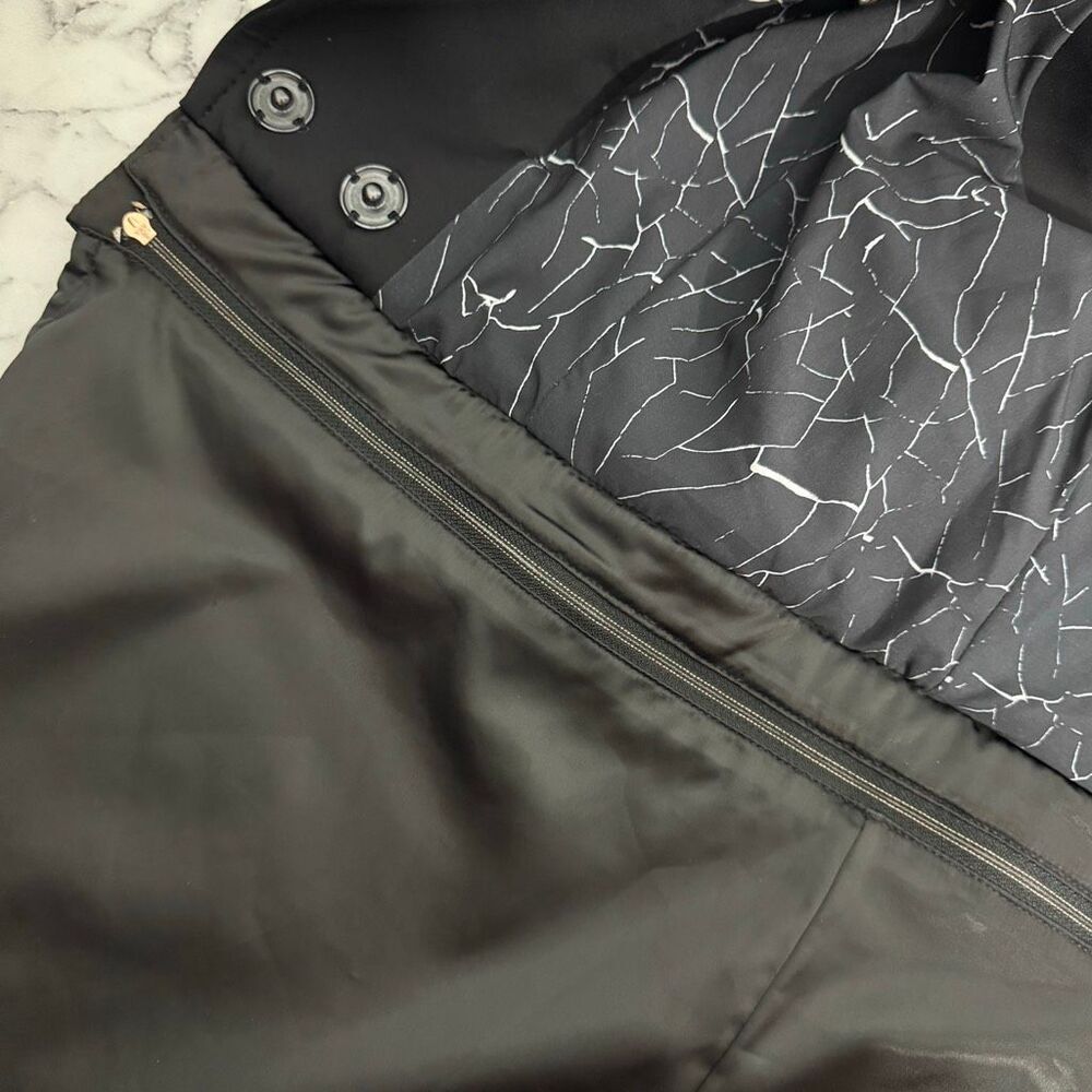 Lululemon Athletica Black Sleeveless Blazer - Picture 9 of 9